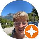 dom V profile picture